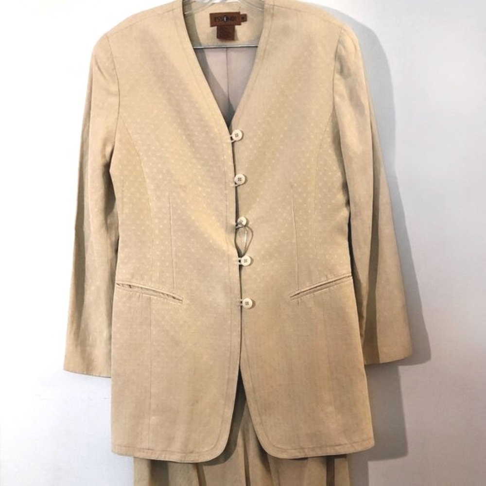 Essendi Pale Yellow Skirt Suit